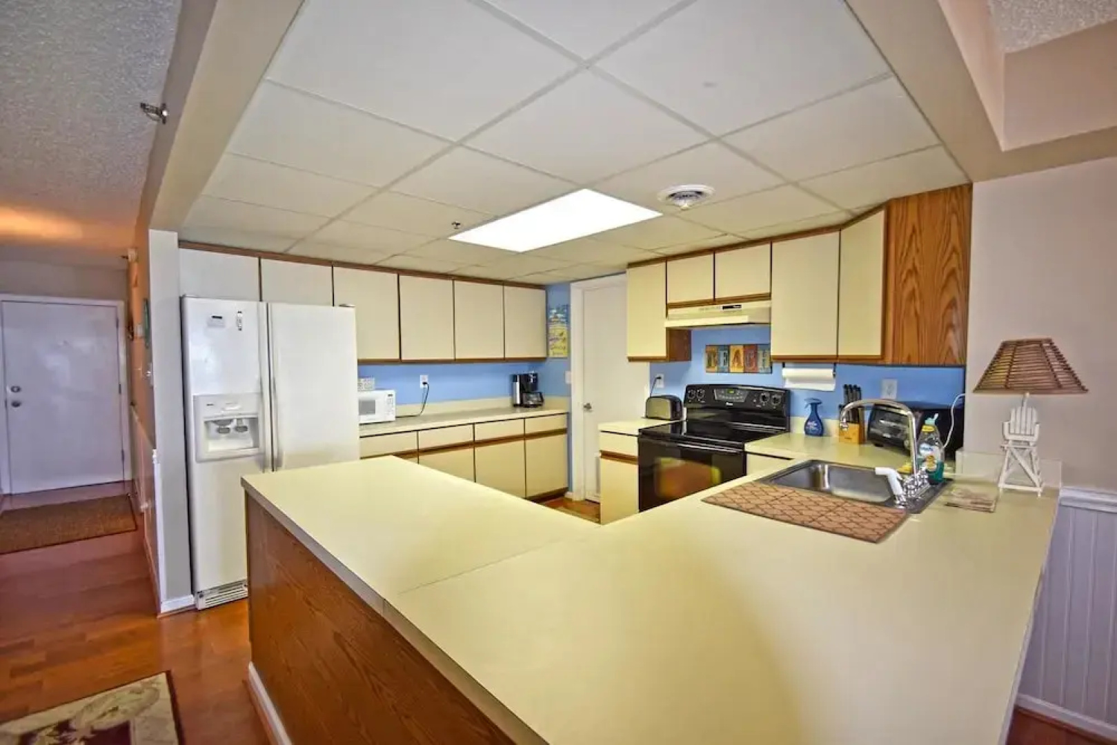 Silver Moon 403 2 Br condo by RedAwning