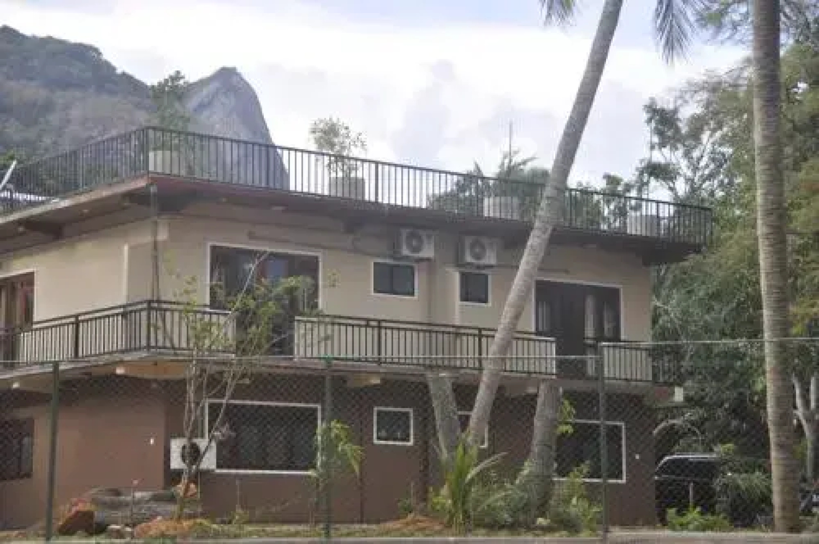 Yenus Bungalow