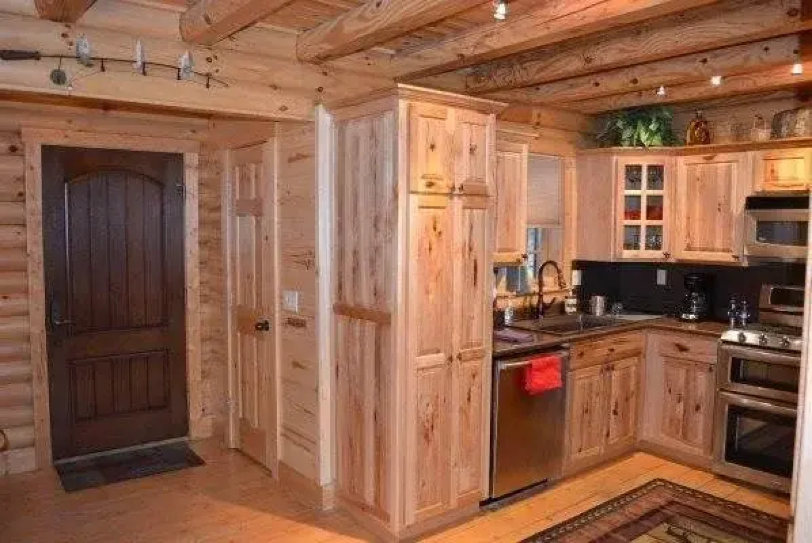 Maverick Hideaway By Redawning