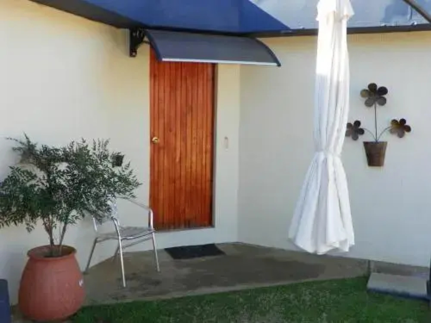 At-Neli Guesthouse