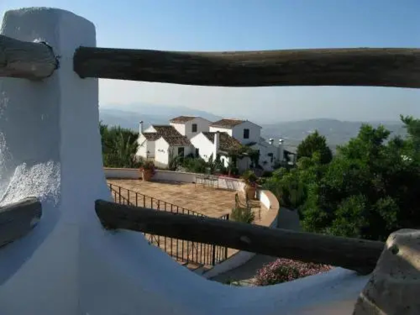 Cantueso Rural Cottages And Restaurant