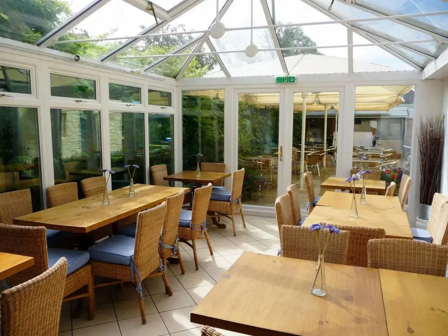 Lodge Hotel