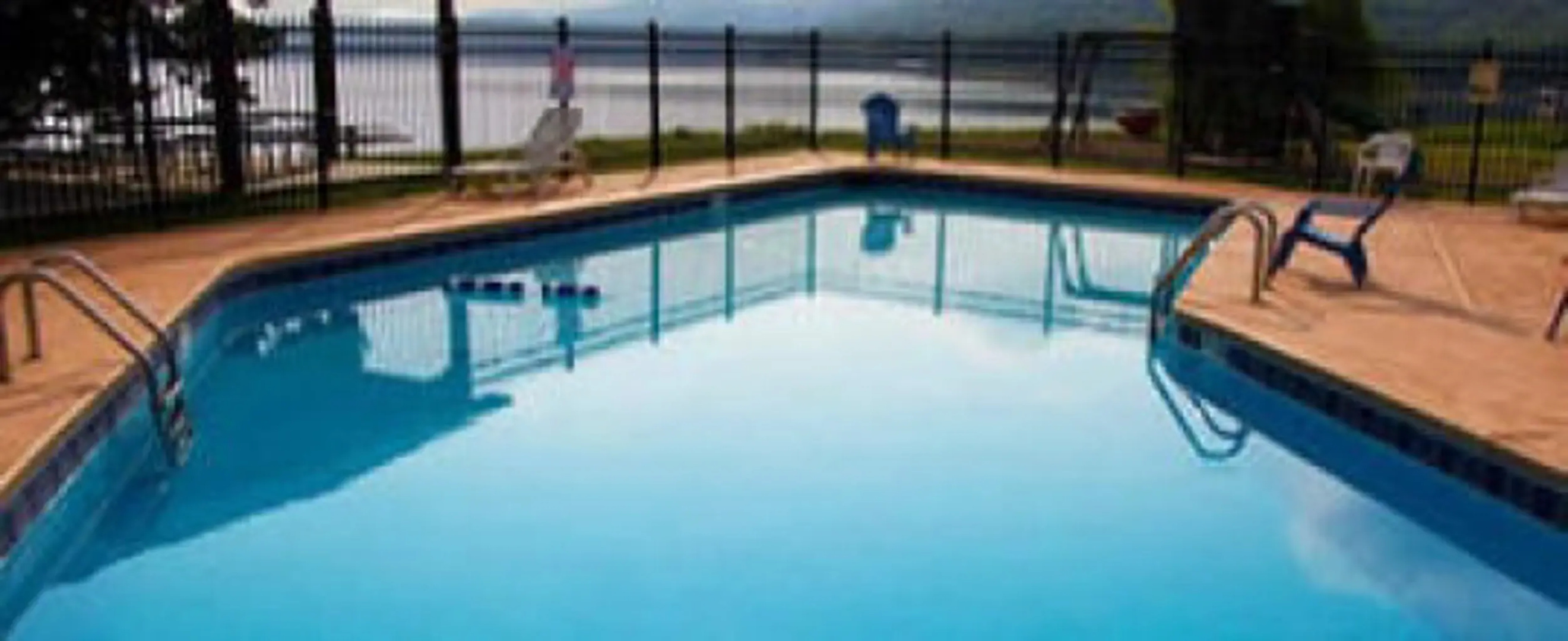 Coppermine Lodge