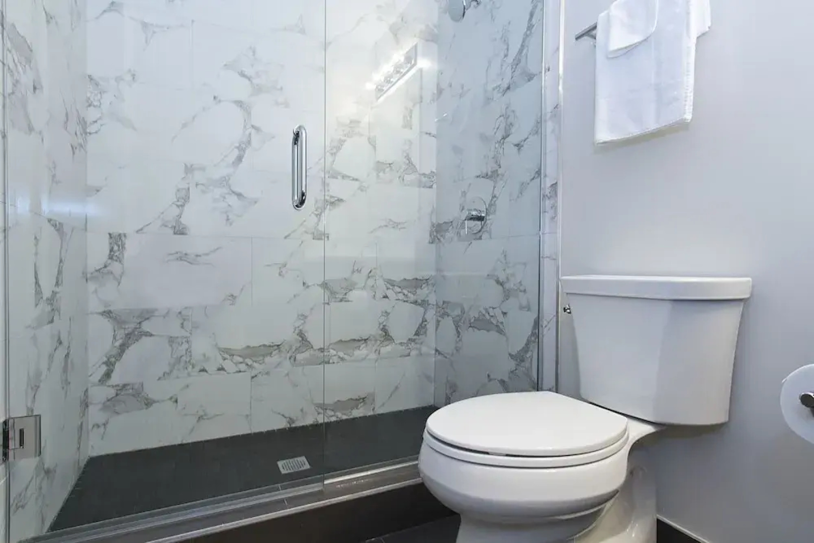 Spacious 4BR in Wrigleyville by Sonder
