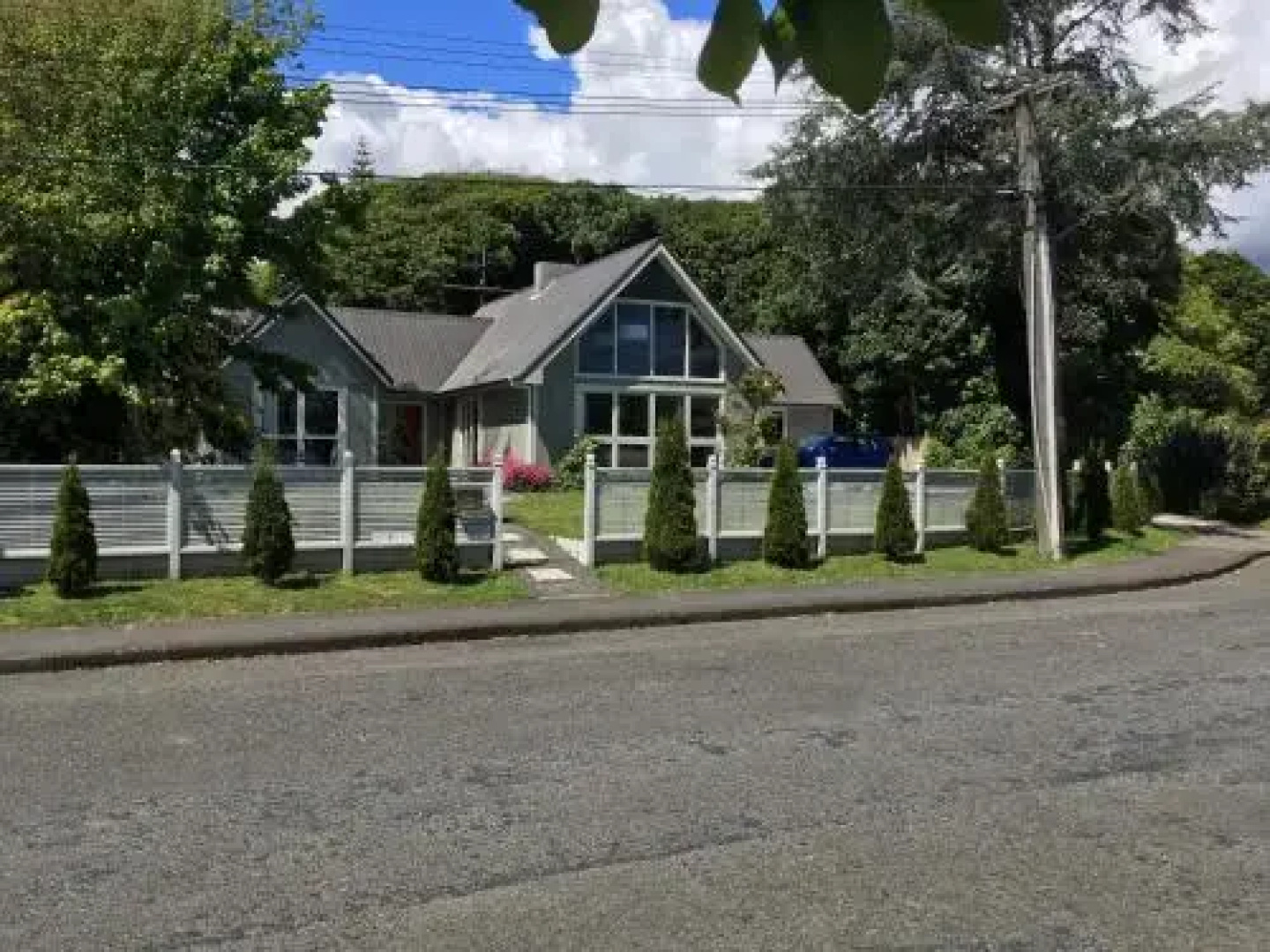 Sunny Glen Cottage