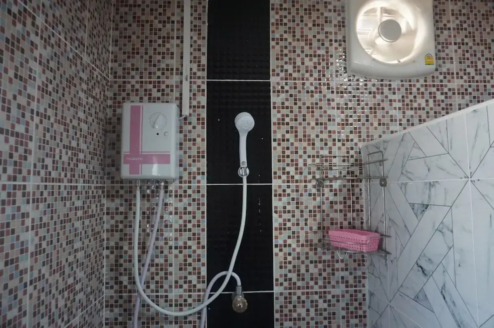 Kongtong Hotel Nong Rue