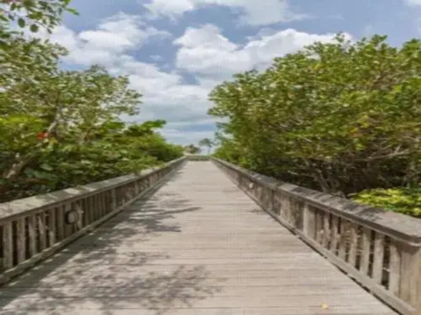 Beautiful Condo with Breathtaking Sunset Views by RedAwning