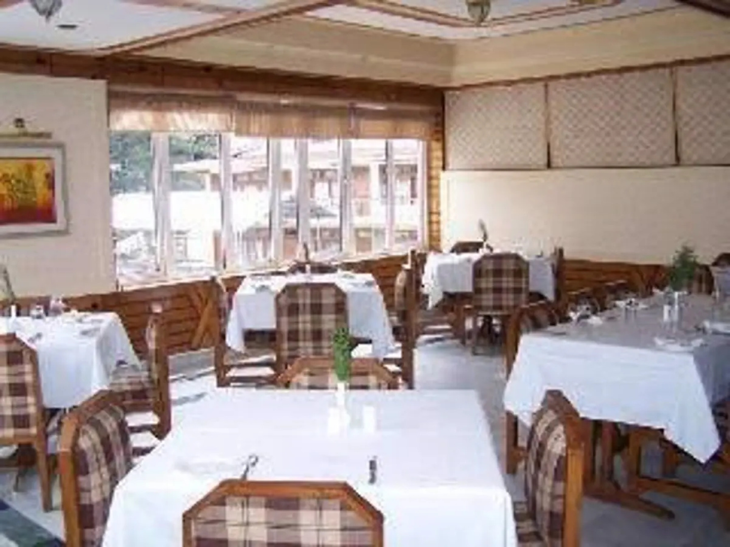 Sarovar Portico