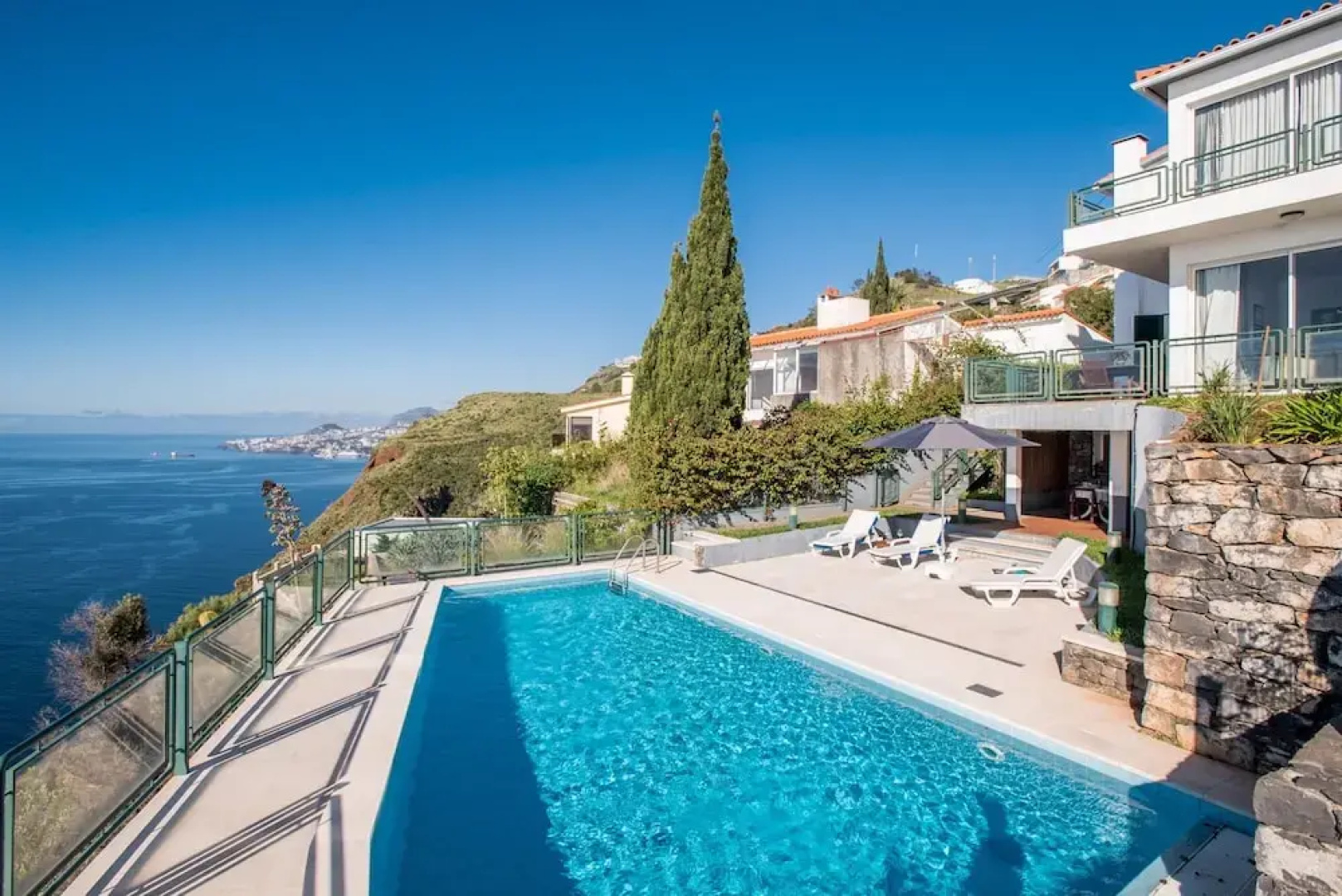 Villa Horizonte by MHM