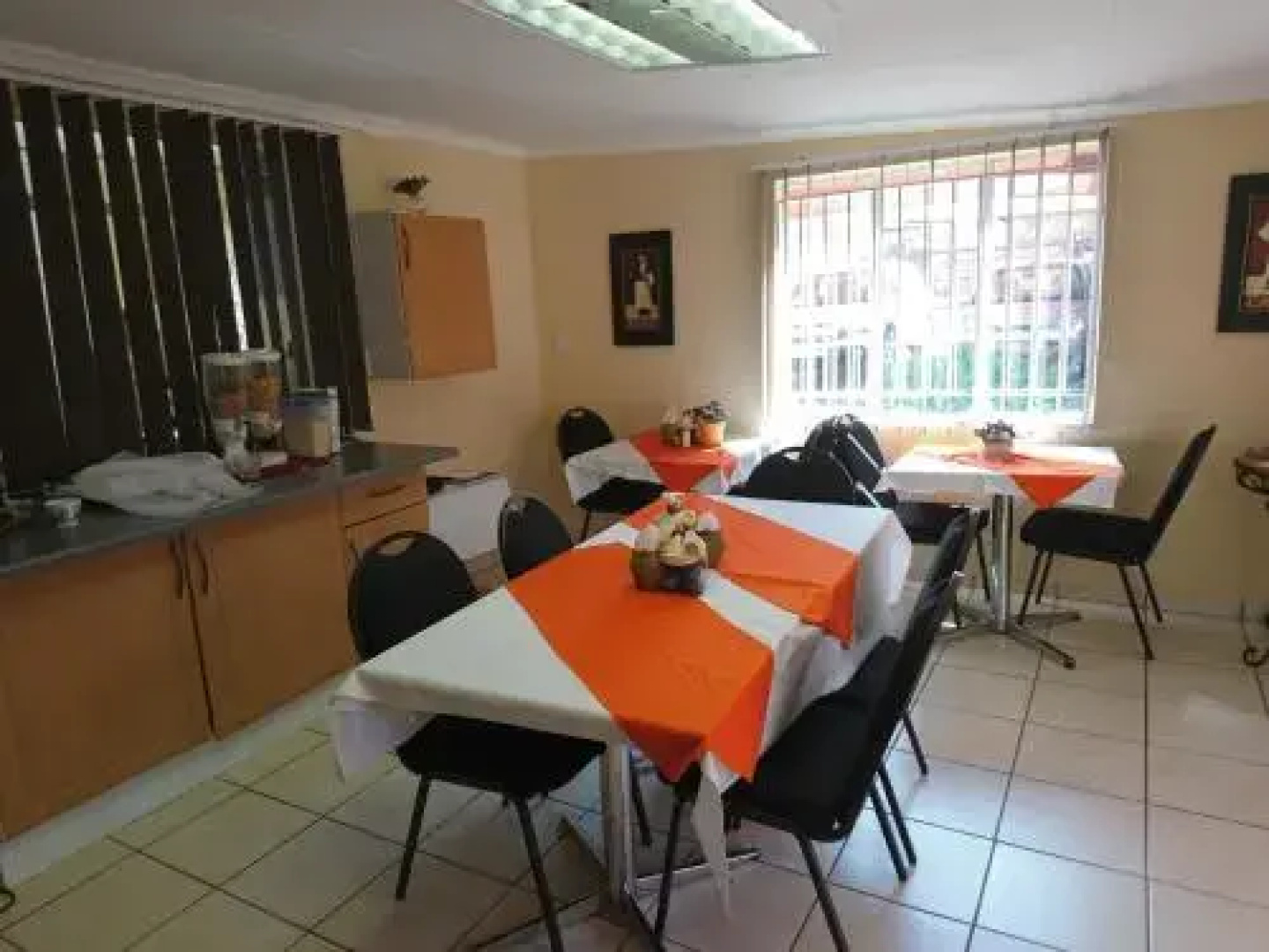Razel Lodge
