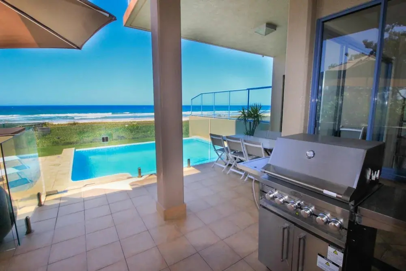 Absolute Beachfront Family Holiday Home