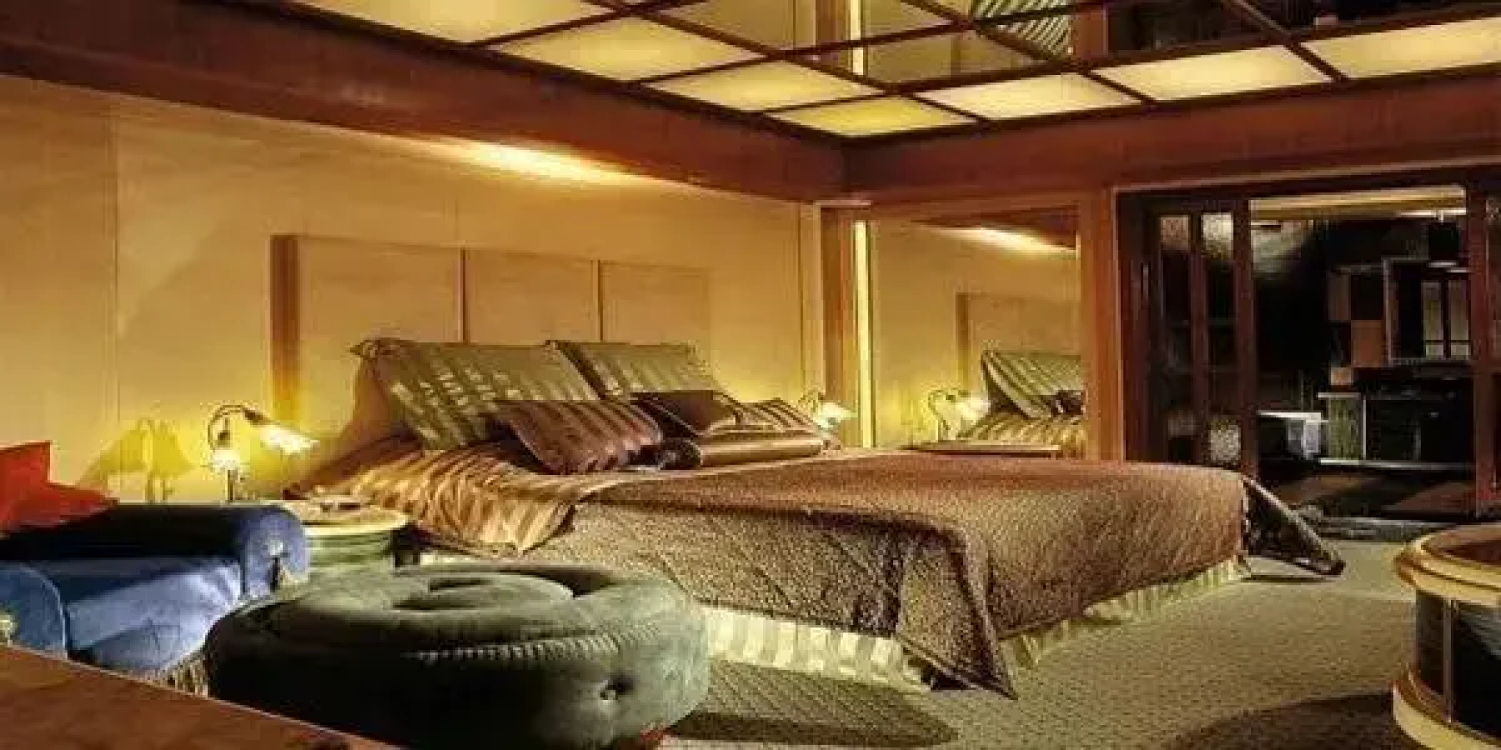 Shininghouse Classical Motel