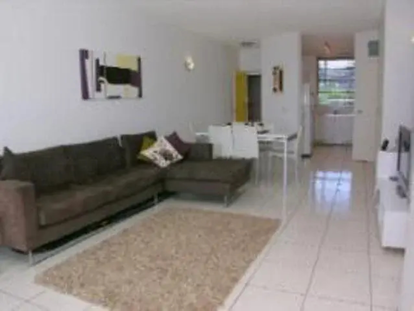 Shandelle Apartments