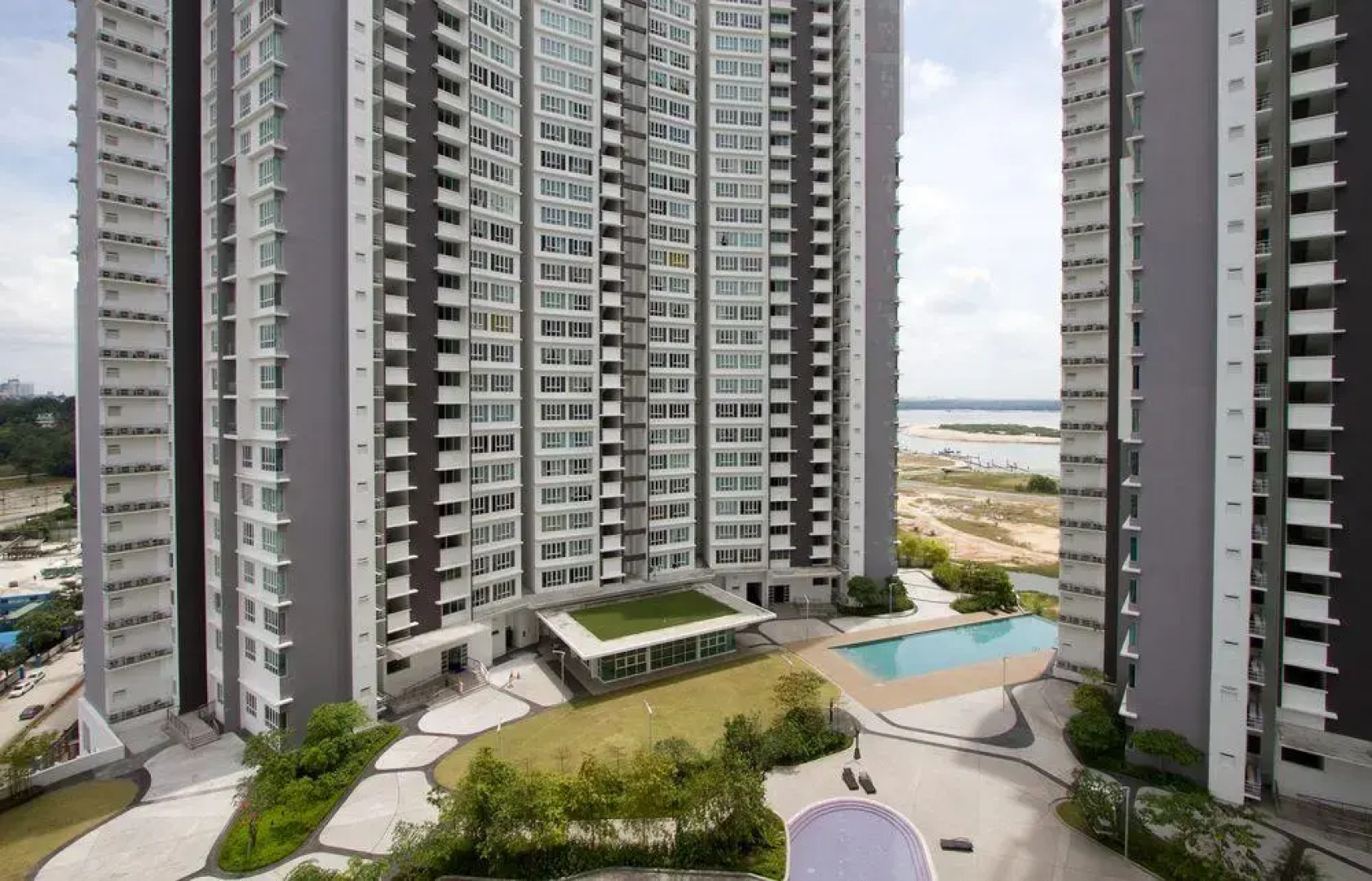 ZzezyTropez Residence JB