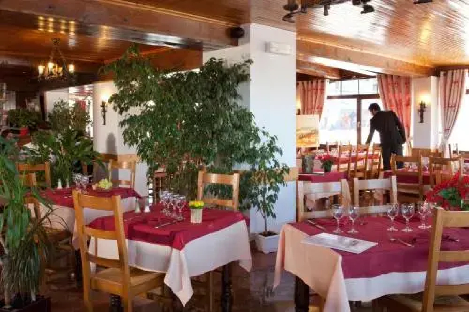 La Petite Chaumiere