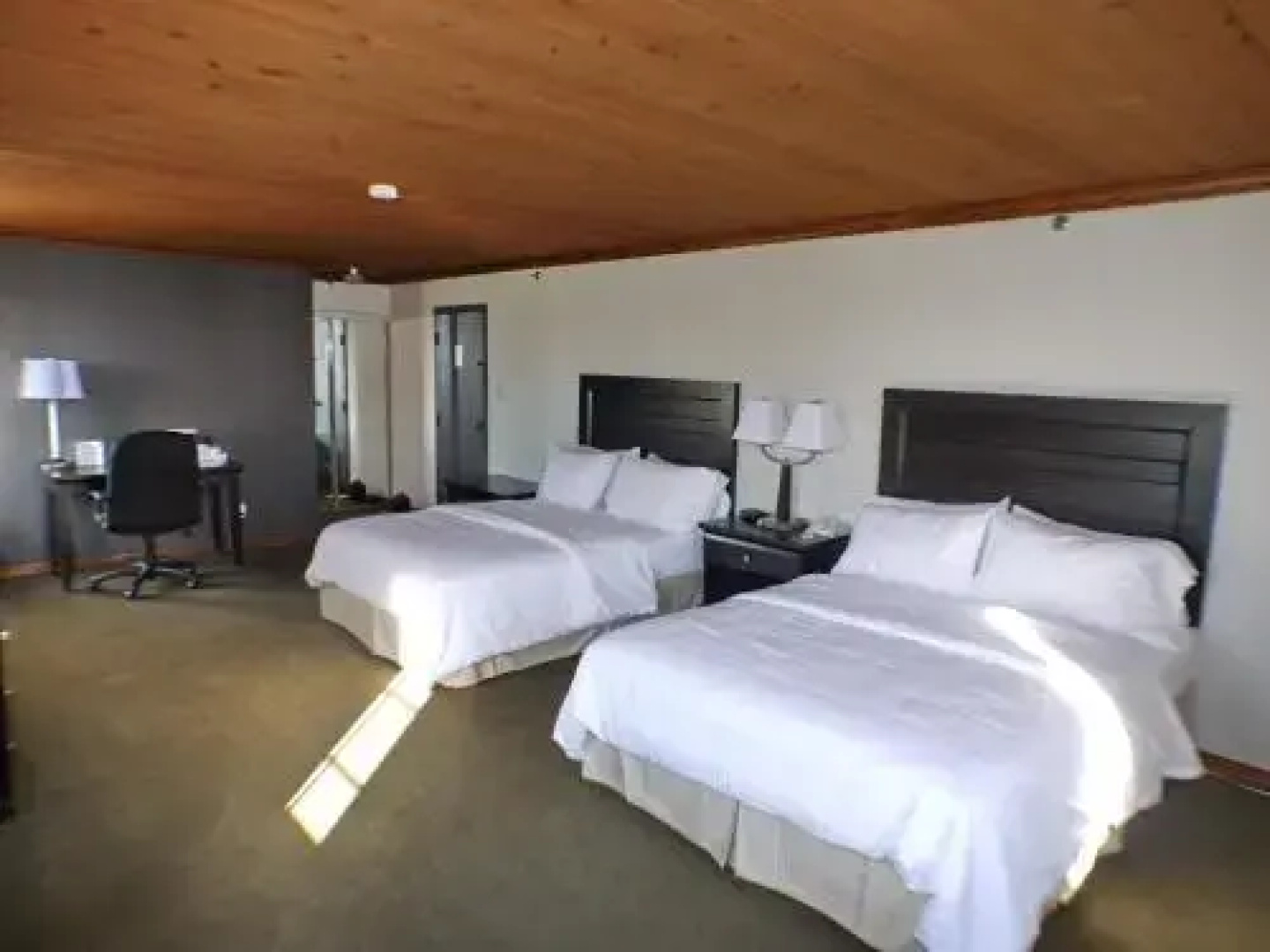 Riverview Lodge