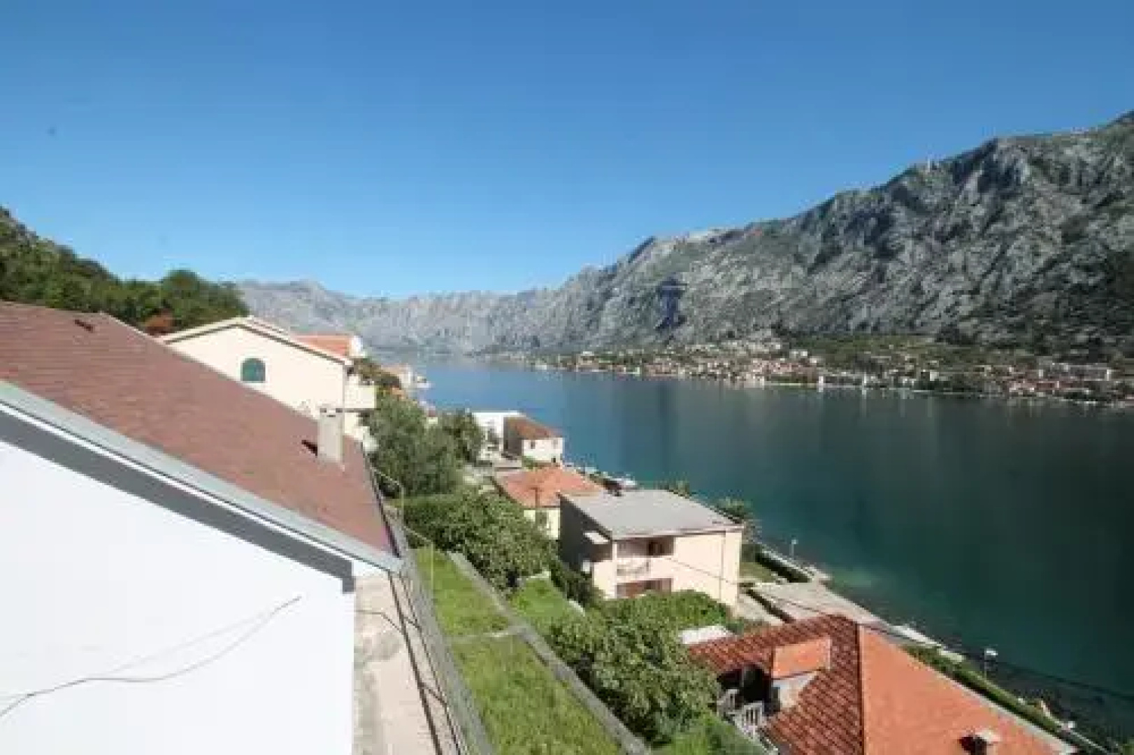 Dekaderon Lux Apartments