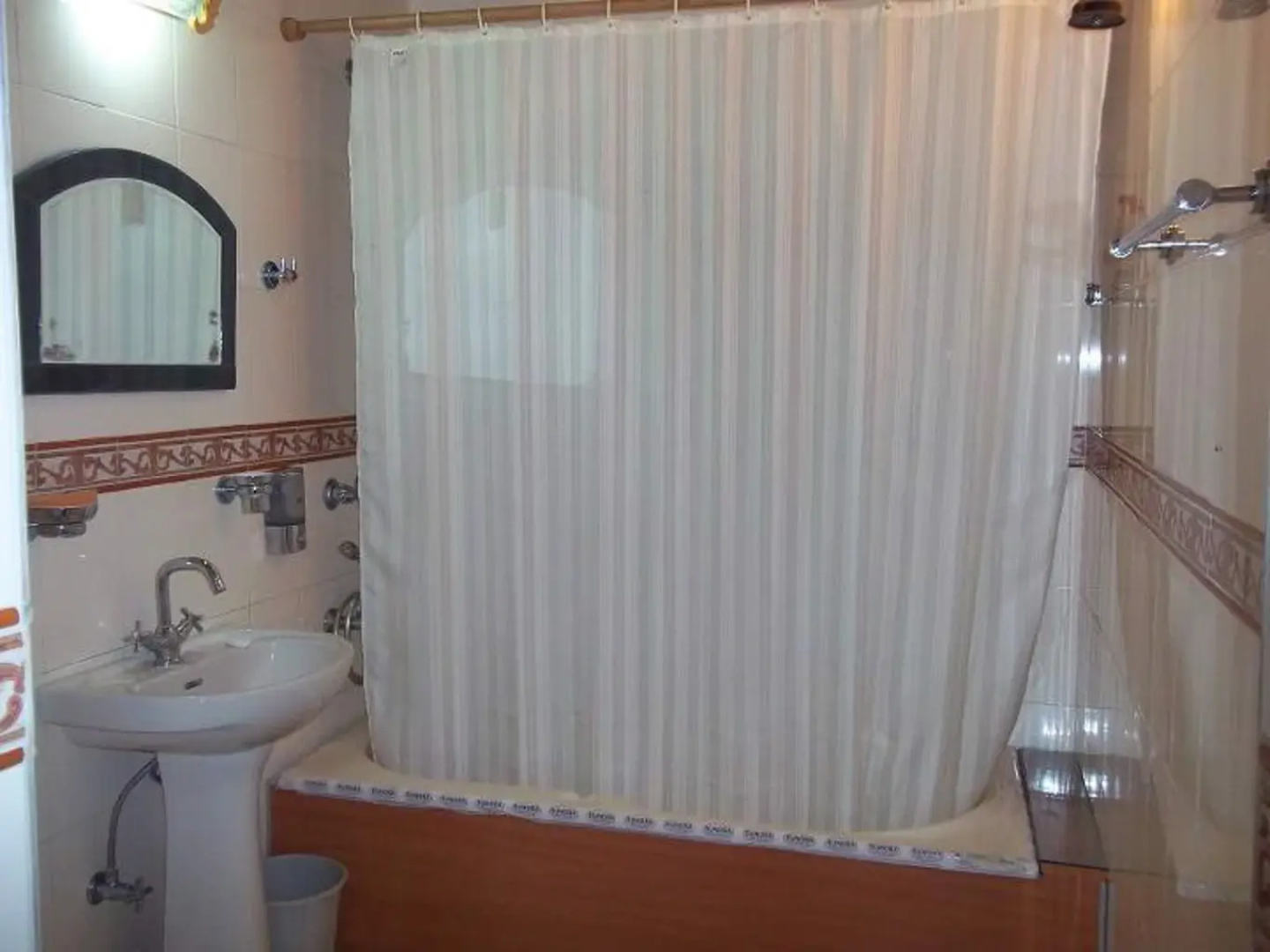 Asif Guesthouse