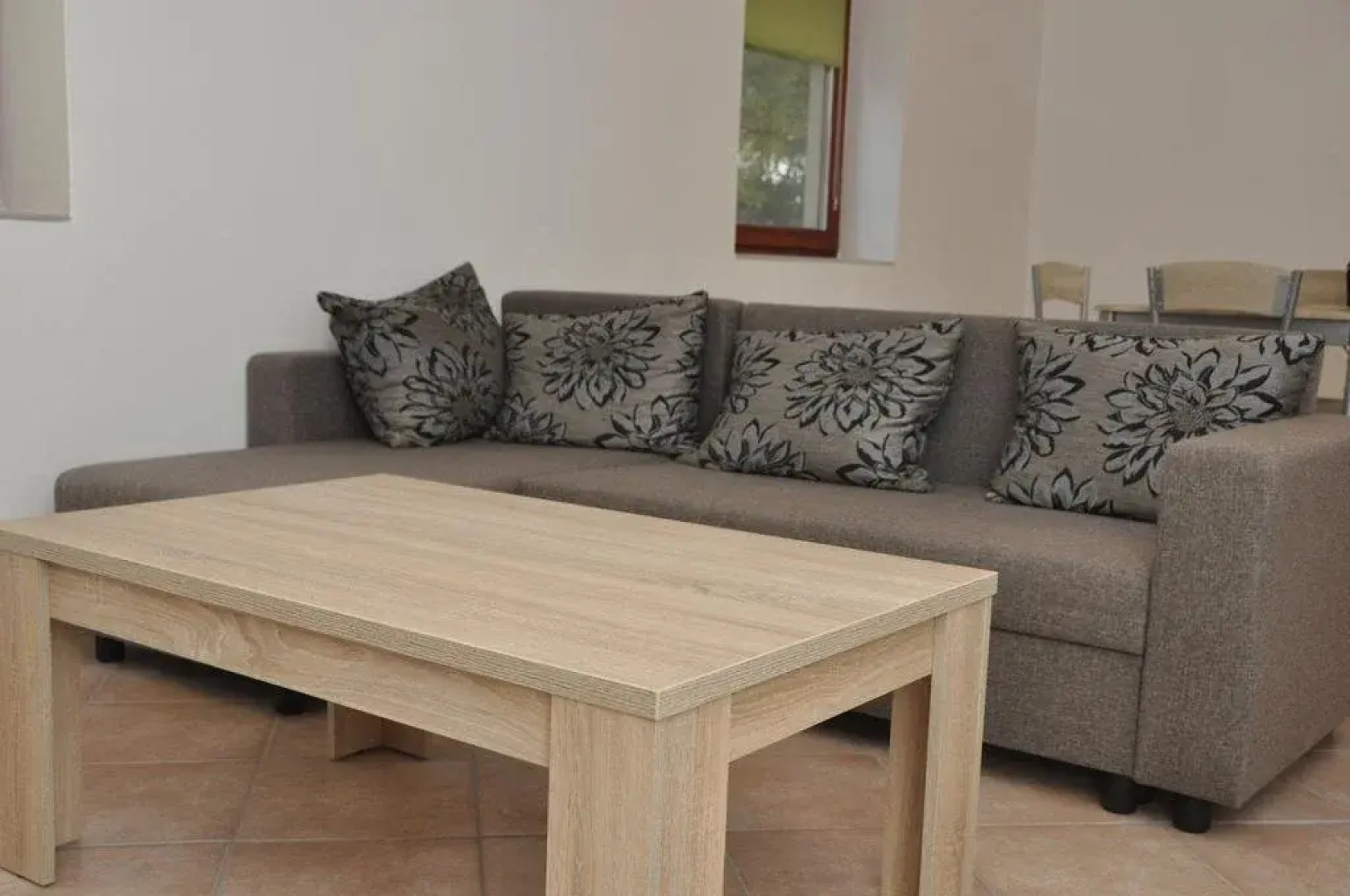 Sarok Apartmanhz Szekszrd
