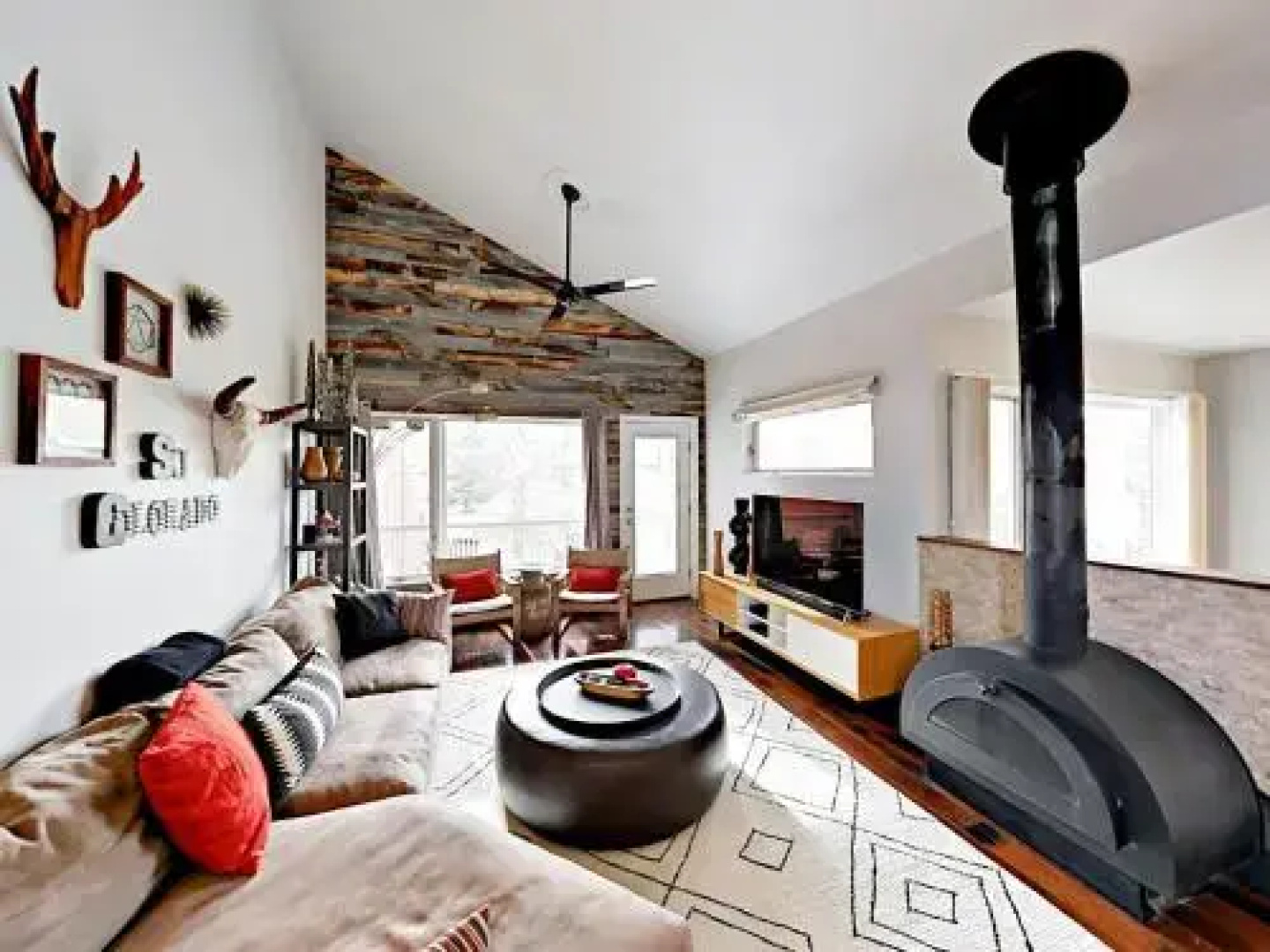 22 Wellington Lane Townhouse Unit 4