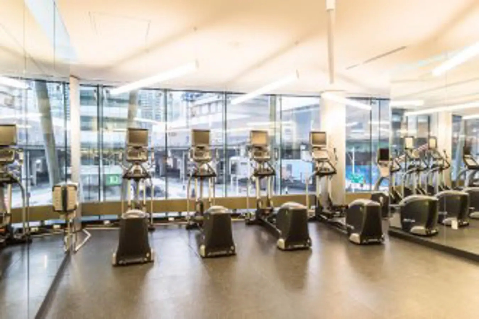 JP Stays - Cozy Lakeview Condo Downtown Core offered by Short Term Sta