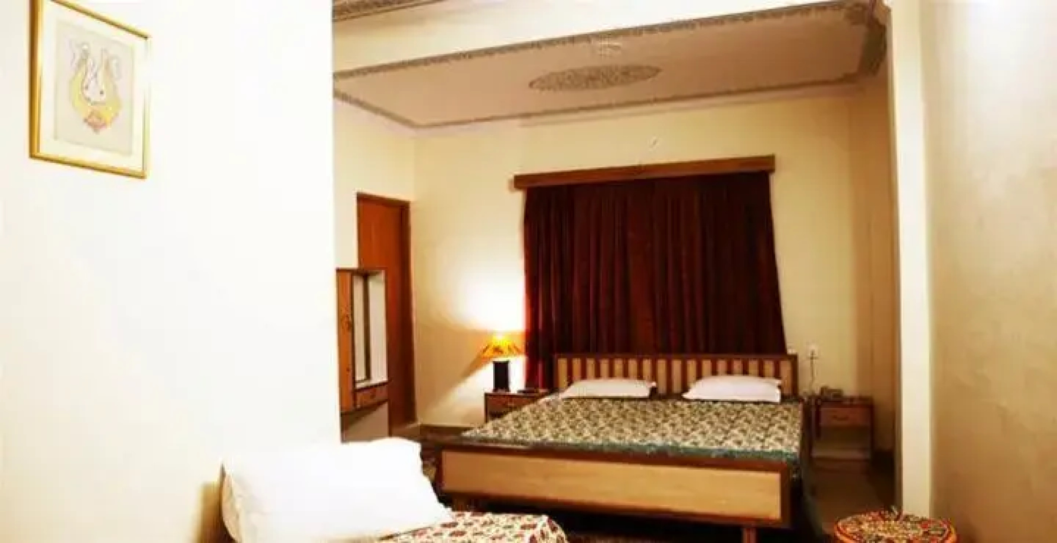 Shivika Lake Hotel