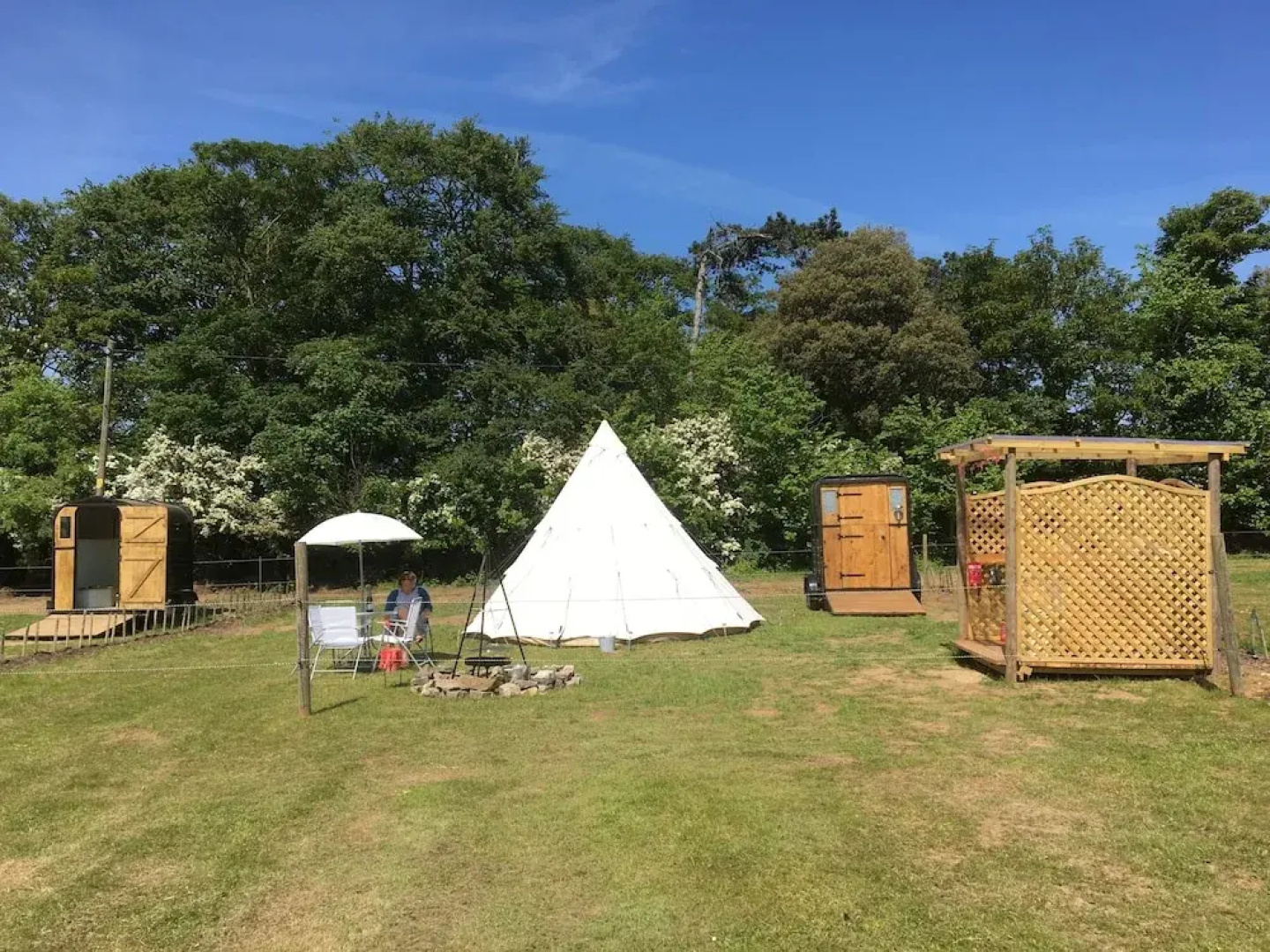 Quex Livery Glamping