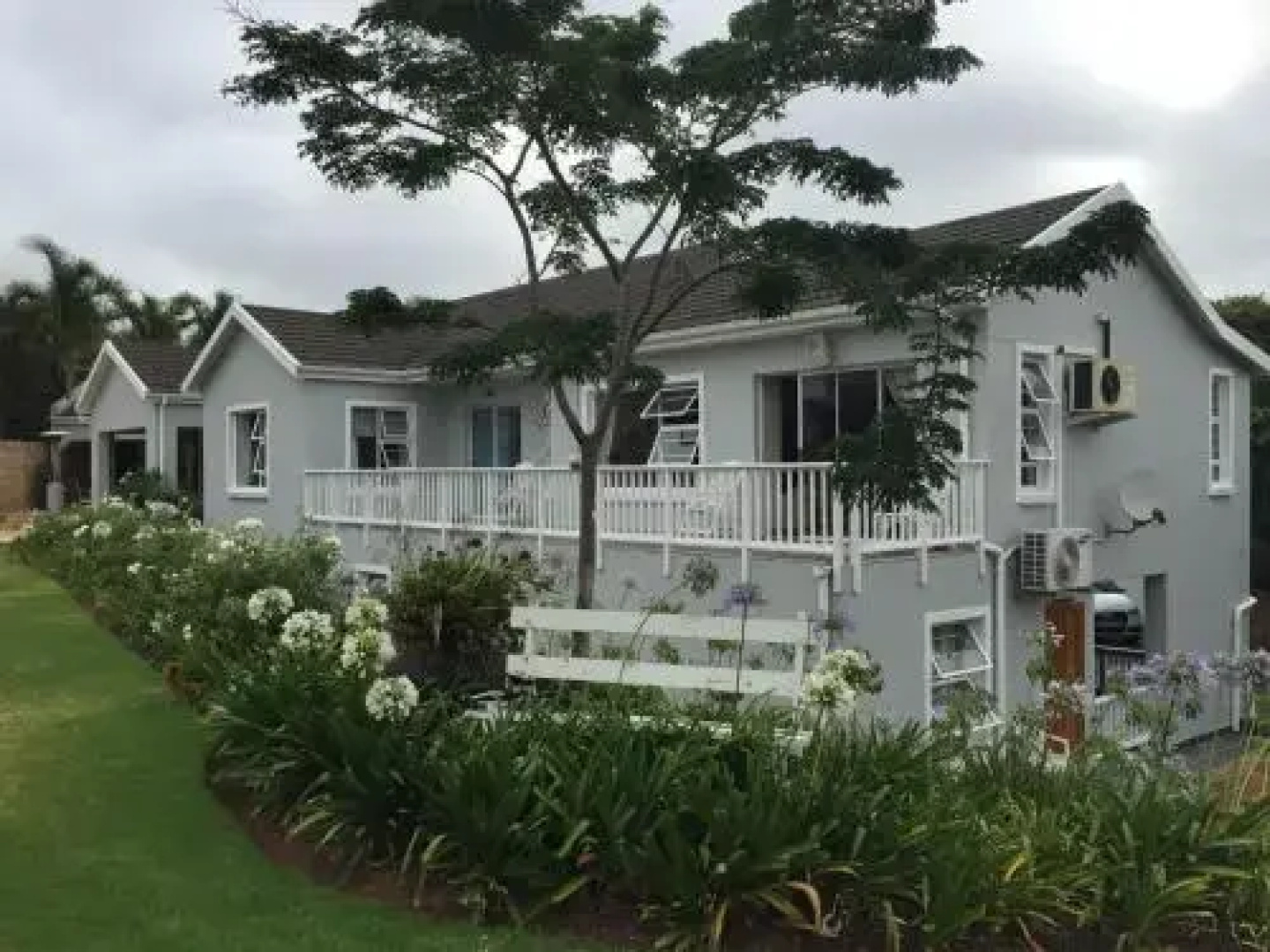 Larkspur Place