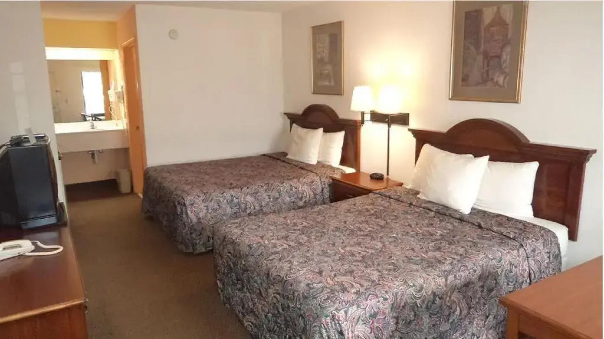 AmeriVu Inn & Suites Siler City