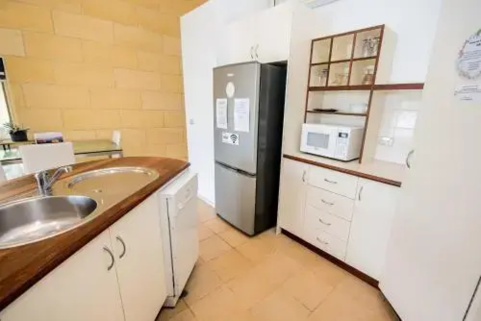 Bayview no 2 - Next to the Beach