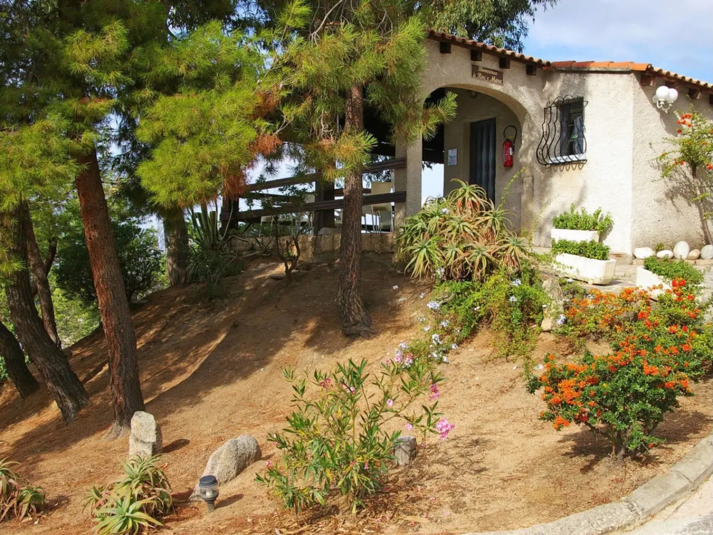 Residence Roc E Mare Tiuccia