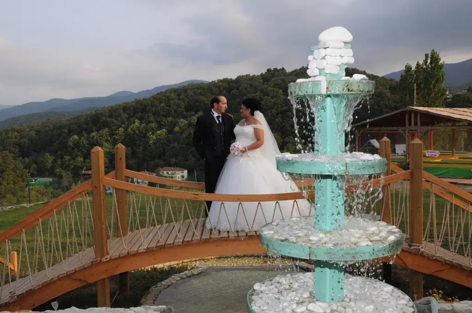 Acarlar Zumrut Bahce