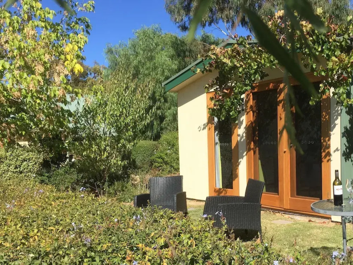 The Jonathan Art Centre