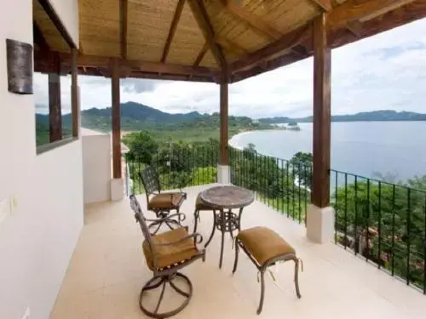 Casa Las Brisas - Wonderful Beach House
