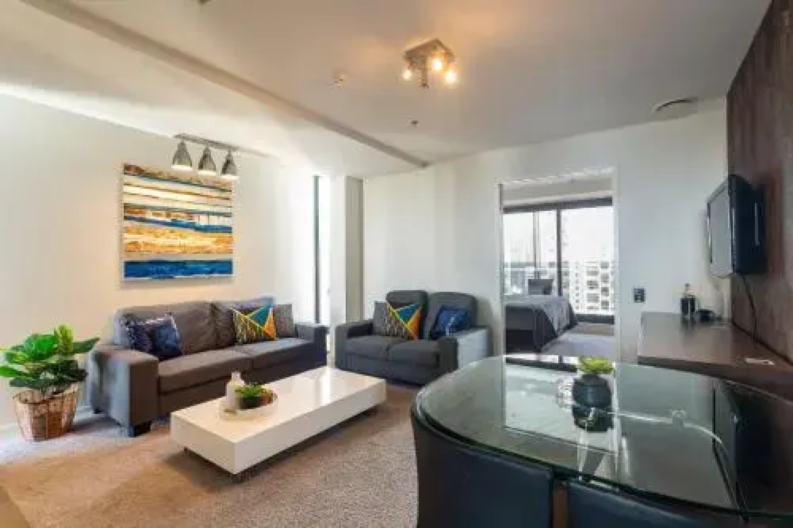 Stylish Two Bedroom Apartment With A View