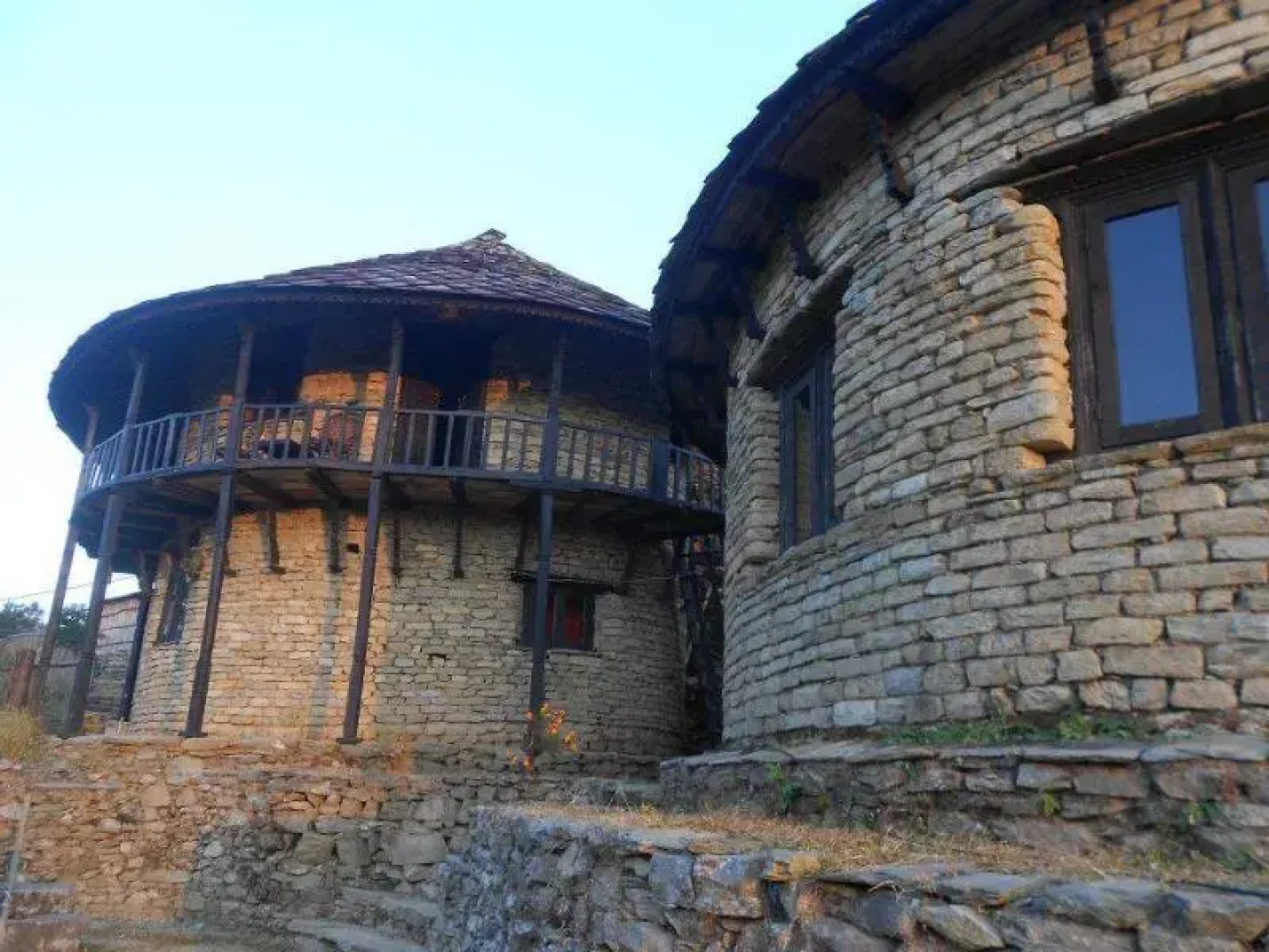 Bhanjyang Village Lodge