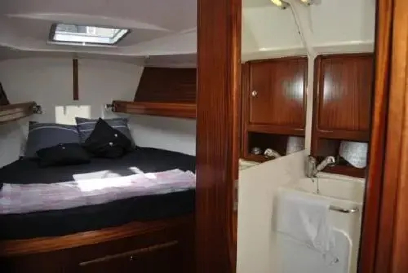 Barcelona Downtown Yacht