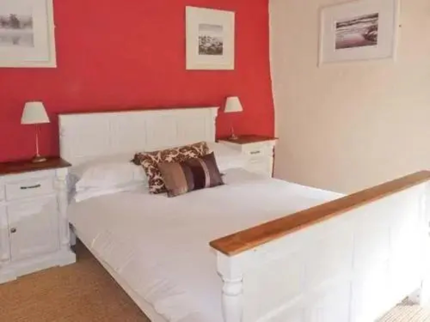 Dragon House Hotel