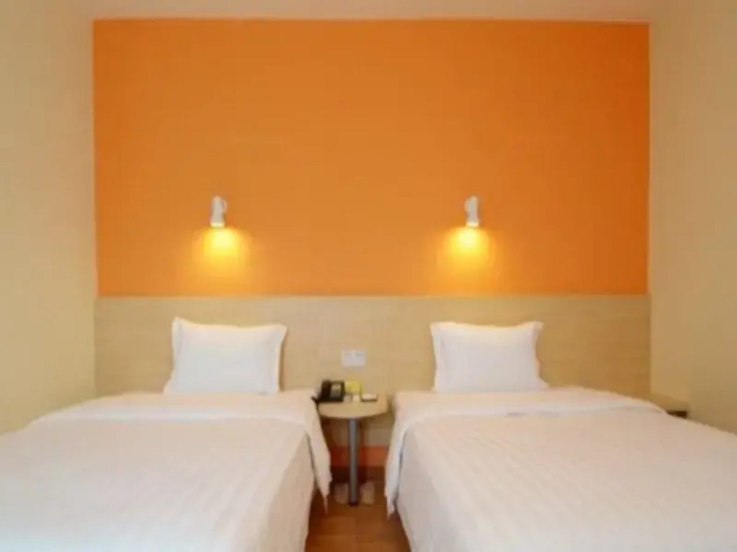 7 Days Inn Neijiang Hanan Street Branch
