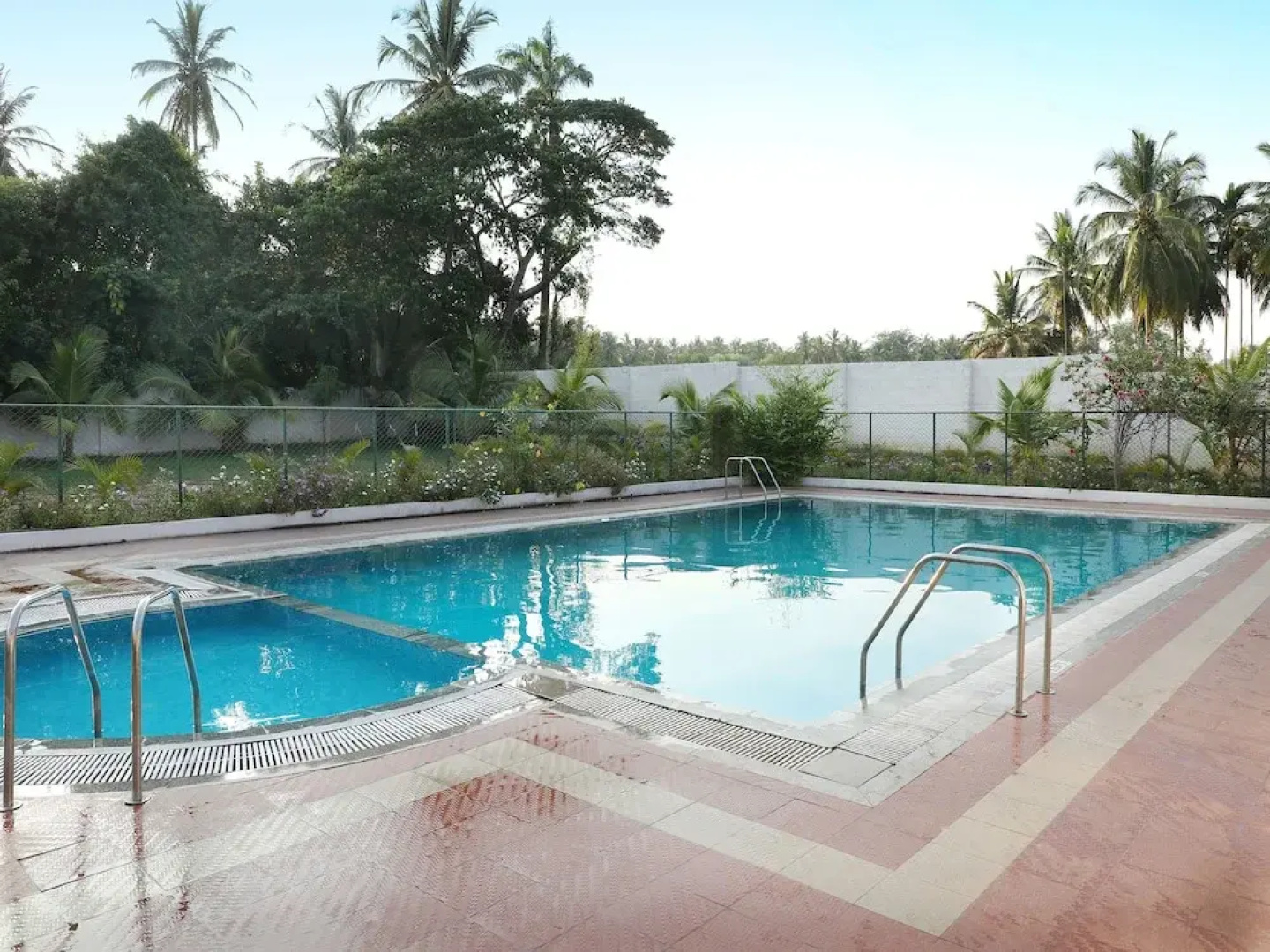 Stay Simple Brindavan Hotel