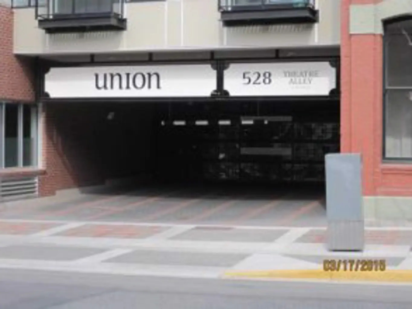 1 Bedroom China Town Condo
