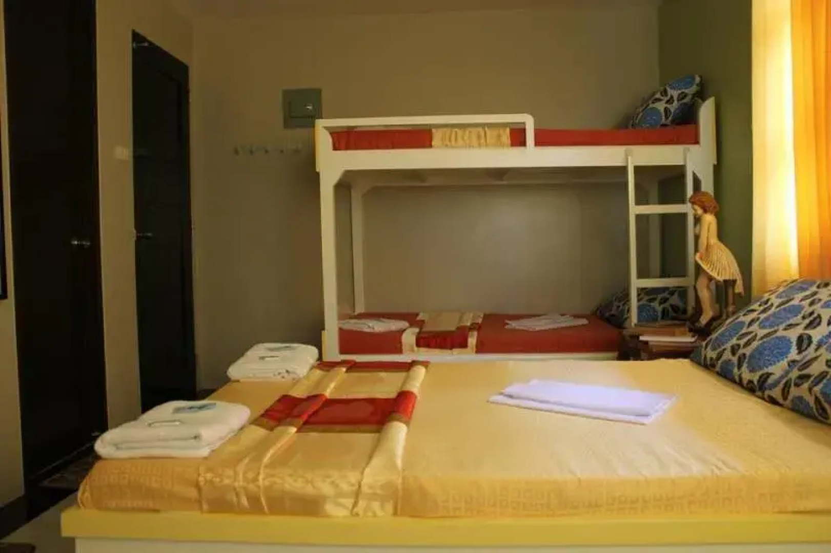 Riserr Residences
