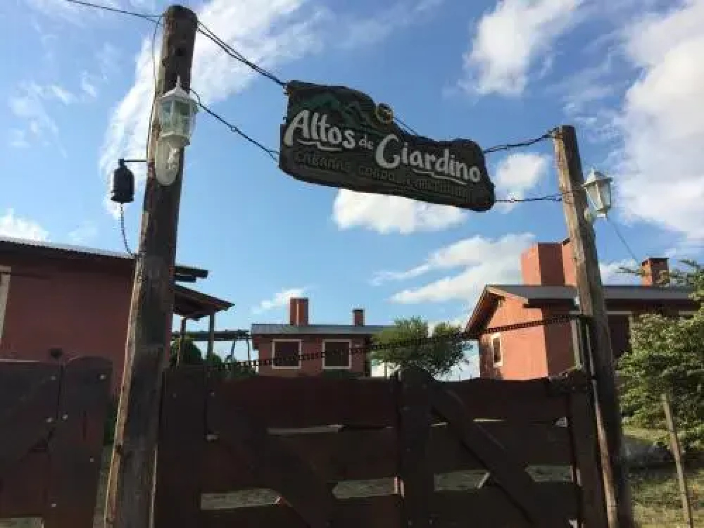Cabaï¿½as Altos De Giardino