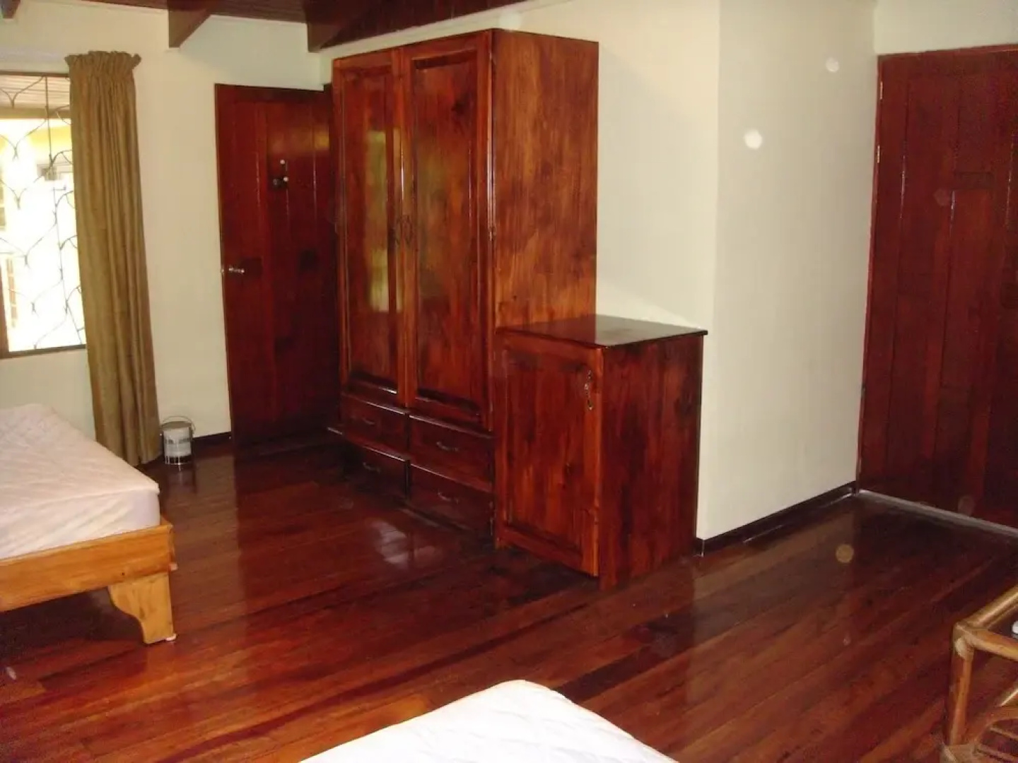 Coyaba Tropical Elegant Adult Guesthouse