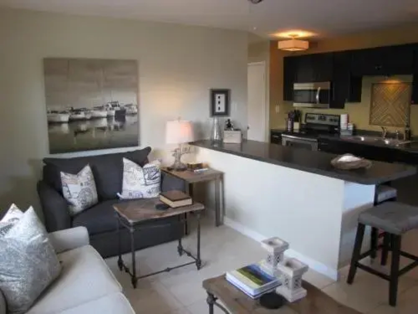 Six Wilton Flats