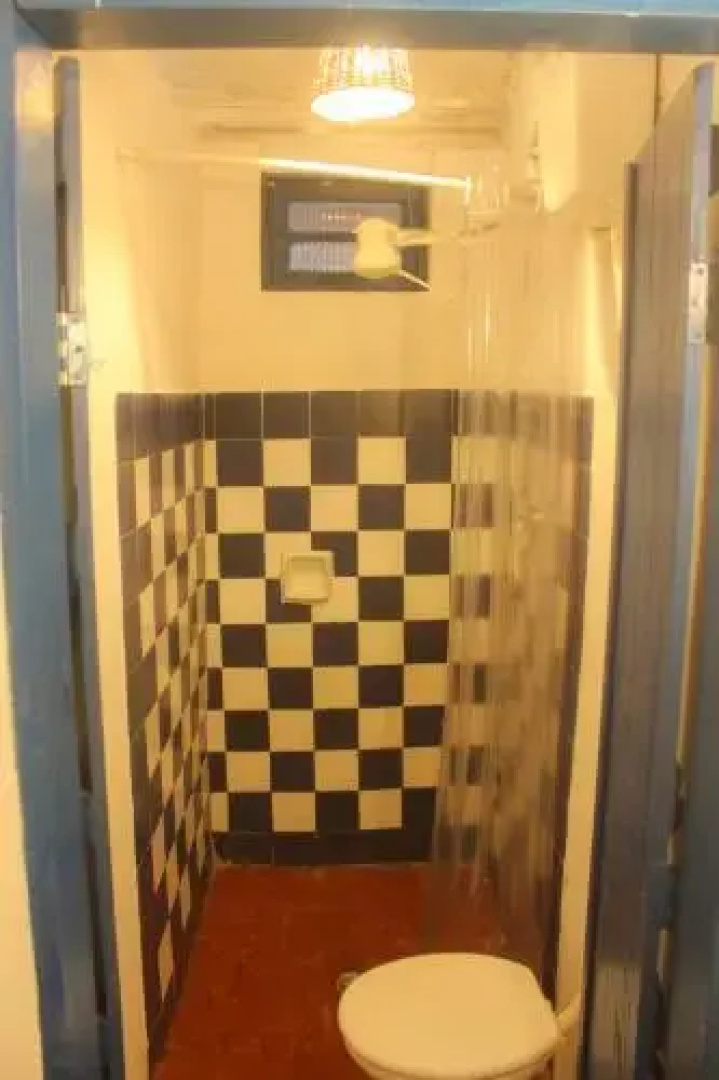 Adios Amigos Hostel