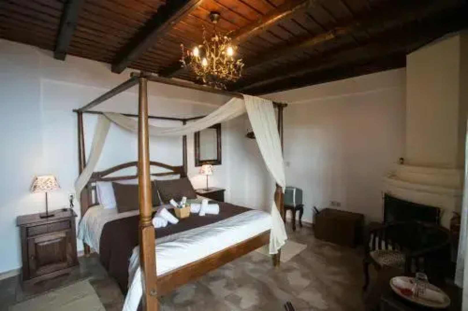 Enastron Guesthouse