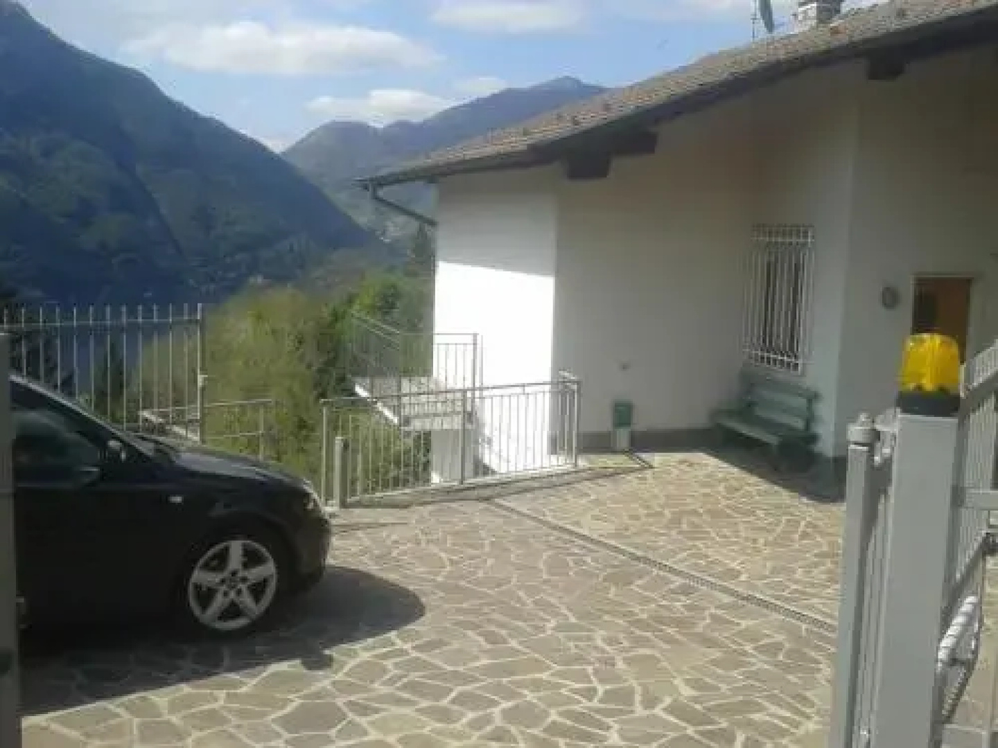 La casa nel verde vista lago