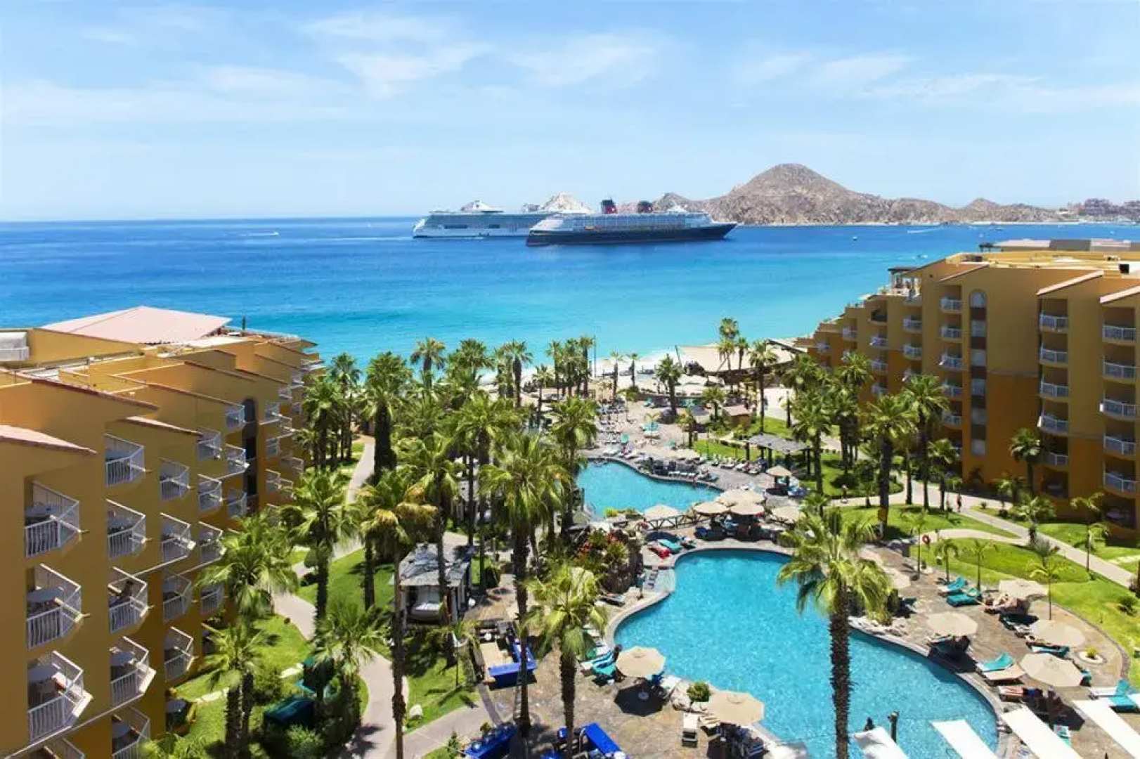 Villa del Palmar Residences