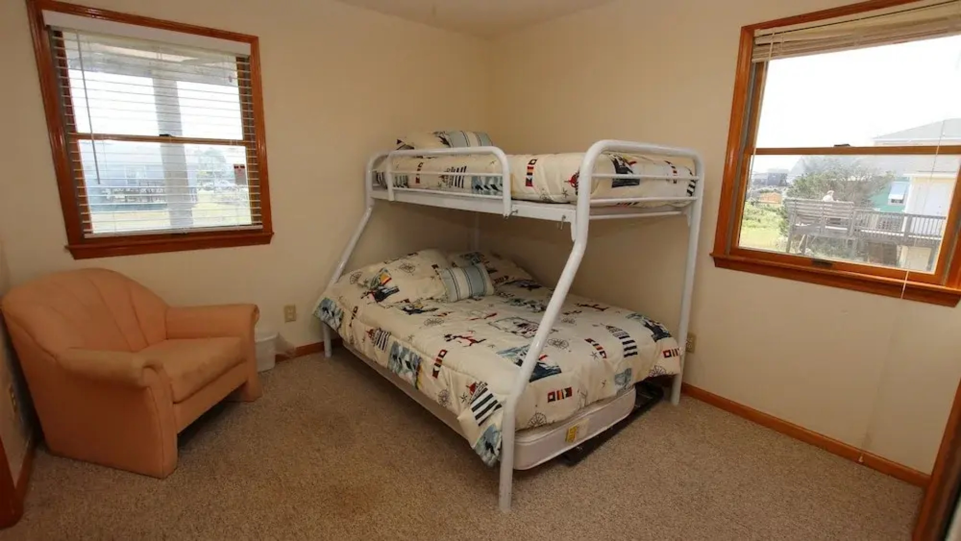 Mor Rays  - 4 Br Home